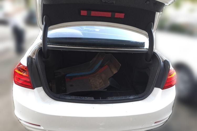Used BMW 3 Series 2015 316i Active Edition Trunk