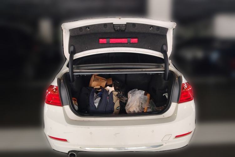 Used BMW 3 Series 2015 320Li Luxury Edition Fashion Model Trunk
