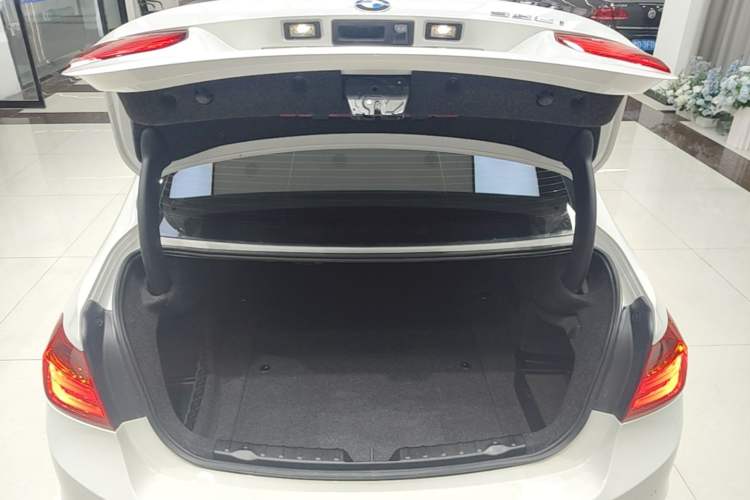 Used BMW 3 Series 2015 328i Sport Design Package Trunk