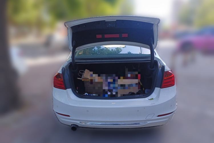 Used BMW 3 Series 2015 316Li Fashion Model Trunk