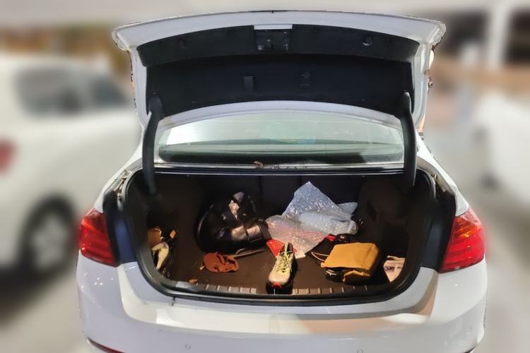 Used BMW 3 Series 2015 320Li Luxury Design Package Trunk