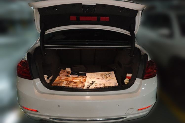 Used BMW 3 Series 2015 320Li Fashion Model Trunk