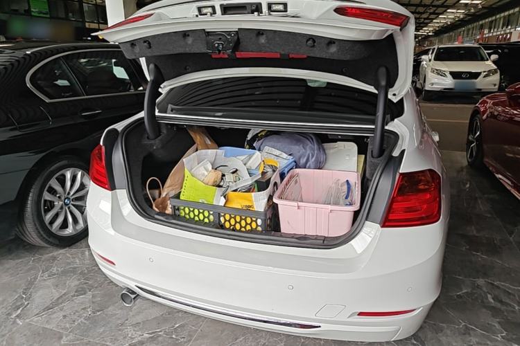 Used BMW 3 Series 2015 320Li Luxury Edition Fashion Model Trunk