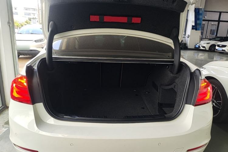 Used BMW 3 Series 2015 320Li Luxury Design Package Premium Edition Trunk