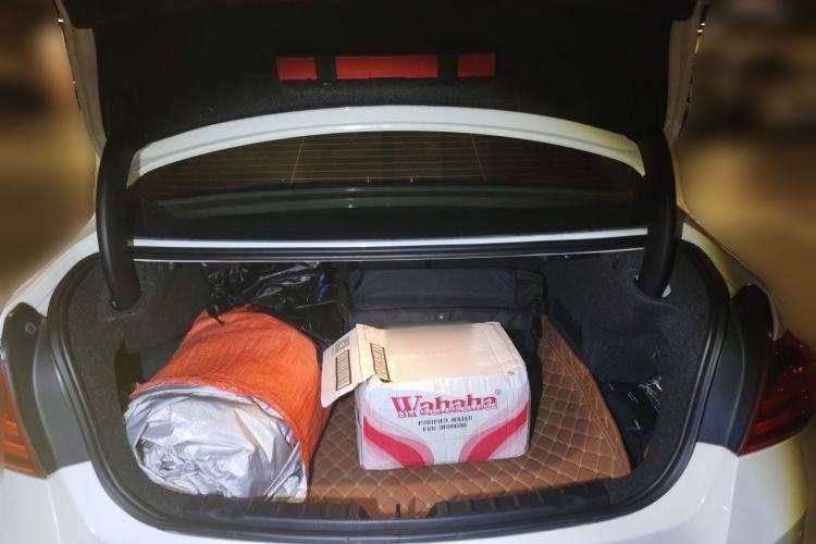 Used BMW 3 Series 2015 316Li Fashion Model Trunk