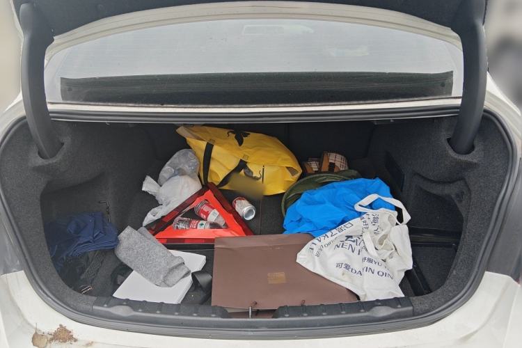 Used BMW 3 Series 2015 320Li Fashion Model Trunk