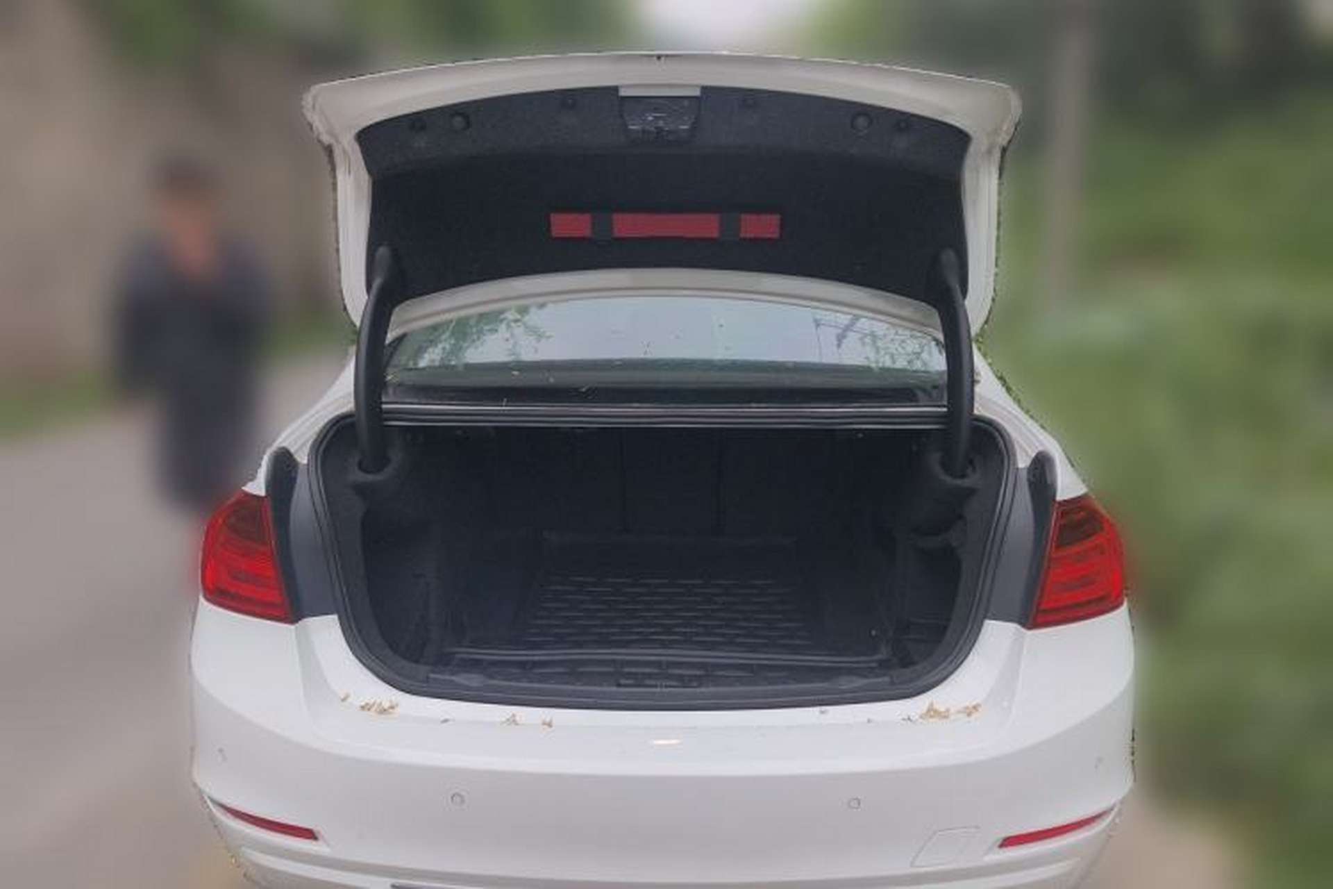Used BMW 3 Series 2015 320Li Luxury Edition Fashion Model Trunk