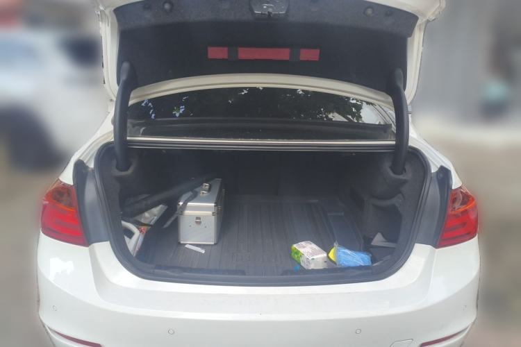 Used BMW 3 Series 2015 320Li Luxury Edition Fashion Model Trunk