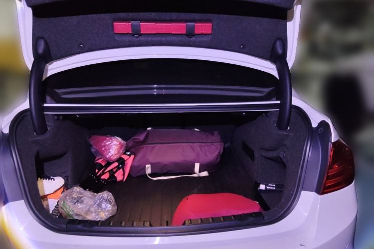 Used BMW 3 Series 2015 320Li Luxury Edition Fashion Model Trunk