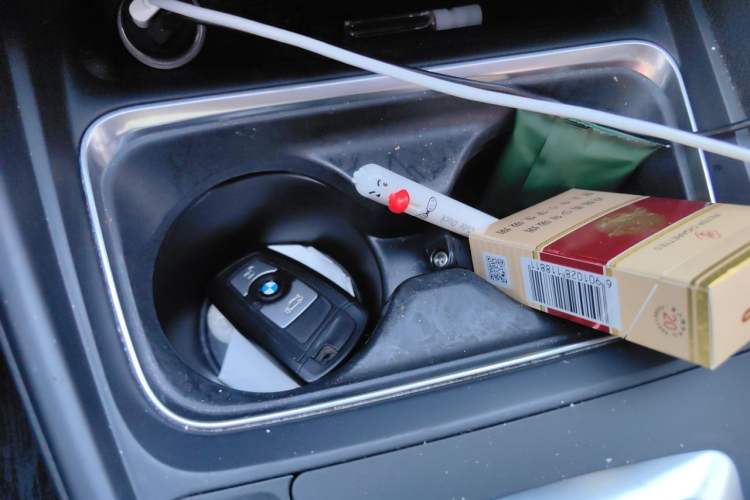 Used BMW 3 Series 2015 320Li Luxury Edition Fashion Model Vehicle Key