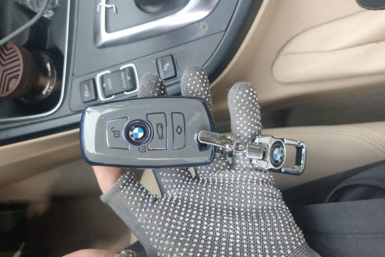 Used BMW 3 Series 2015 320Li Luxury Edition Fashion Model Vehicle Key