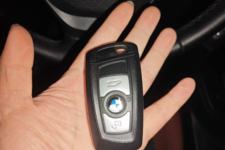 Used BMW 3 Series 2015 320Li Luxury Edition Fashion Model Vehicle Key