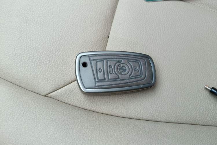Used BMW 3 Series 2015 316Li Fashion Model Vehicle Key