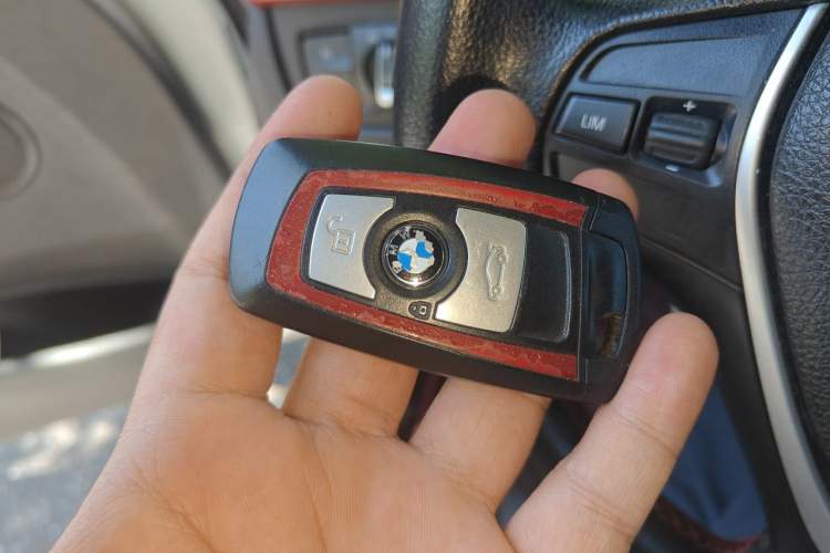 Used BMW 3 Series 2015 316i Sport Design Package Vehicle Key