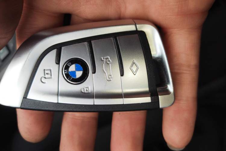 Used BMW 3 Series 2015 316Li Fashion Model Vehicle Key