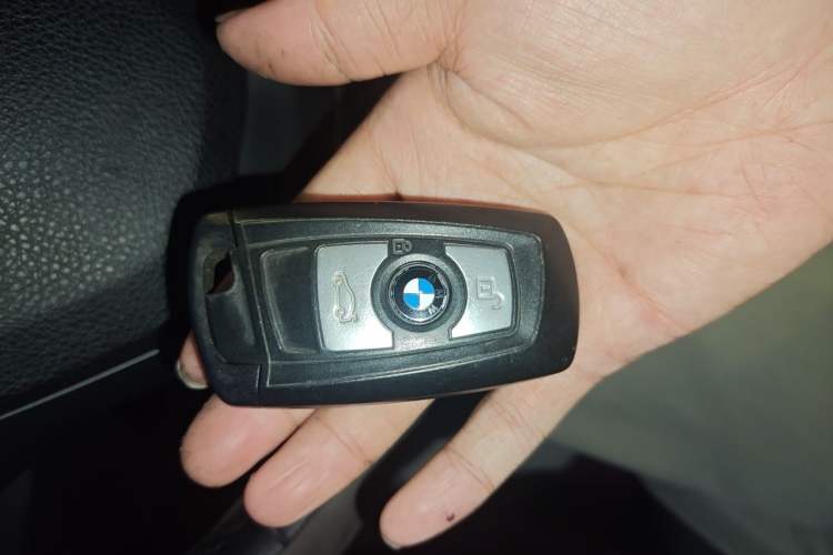Used BMW 3 Series 2015 320Li Luxury Edition Fashion Model Vehicle Key