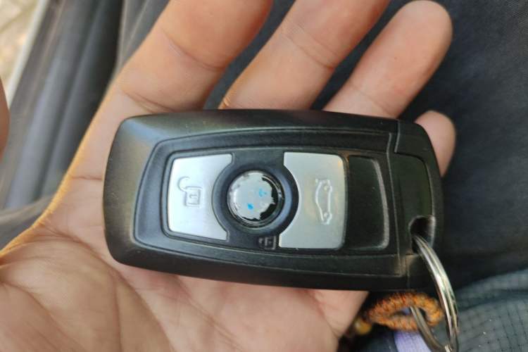 Used BMW 3 Series 2015 316Li Fashion Model Vehicle Key