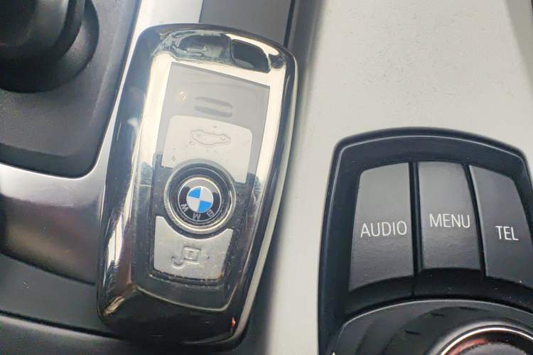 Used BMW 3 Series 2015 320Li Fashion Model Vehicle Key