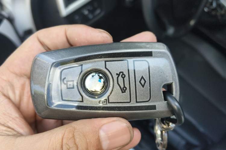 Used BMW 3 Series 2015 320Li Fashion Model Vehicle Key