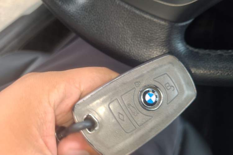 Used BMW 3 Series 2015 316Li Fashion Model Vehicle Key