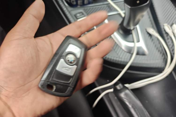Used BMW 3 Series 2015 320Li Luxury Edition Fashion Model Vehicle Key