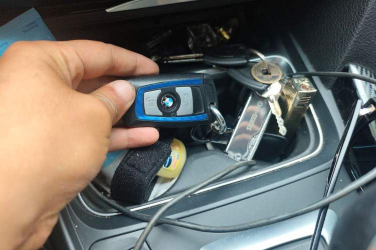 Used BMW 3 Series 2015 316i Active Edition Vehicle Key