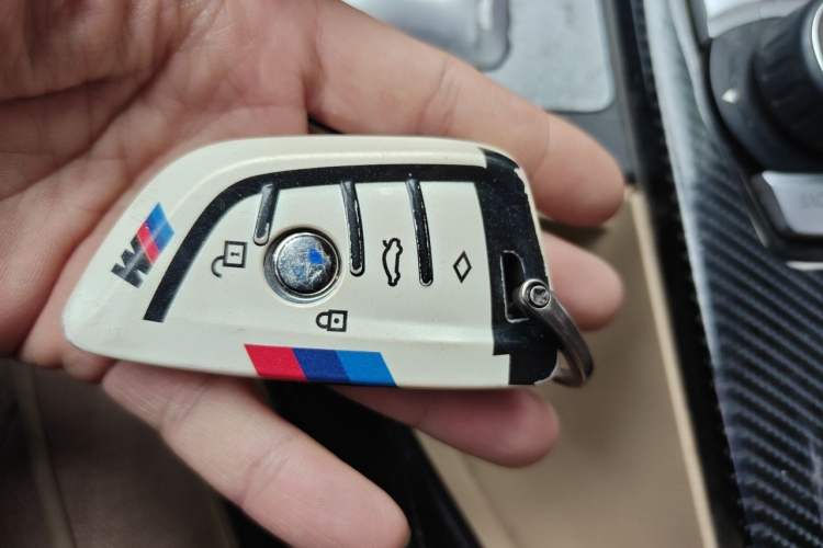 Used BMW 3 Series 2015 316i Active Edition Vehicle Key