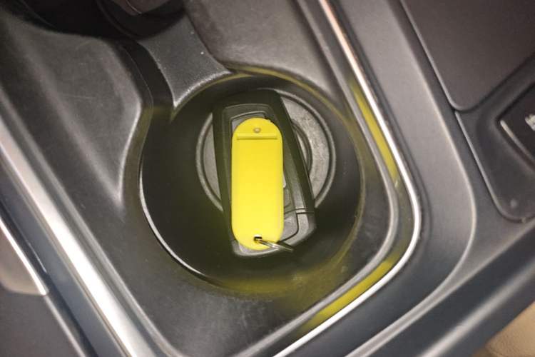 Used BMW 3 Series 2015 320i Fashion Model Vehicle Key