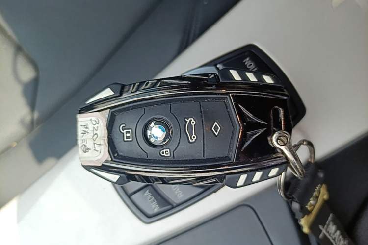 Used BMW 3 Series 2015 320Li Luxury Edition Fashion Model Vehicle Key