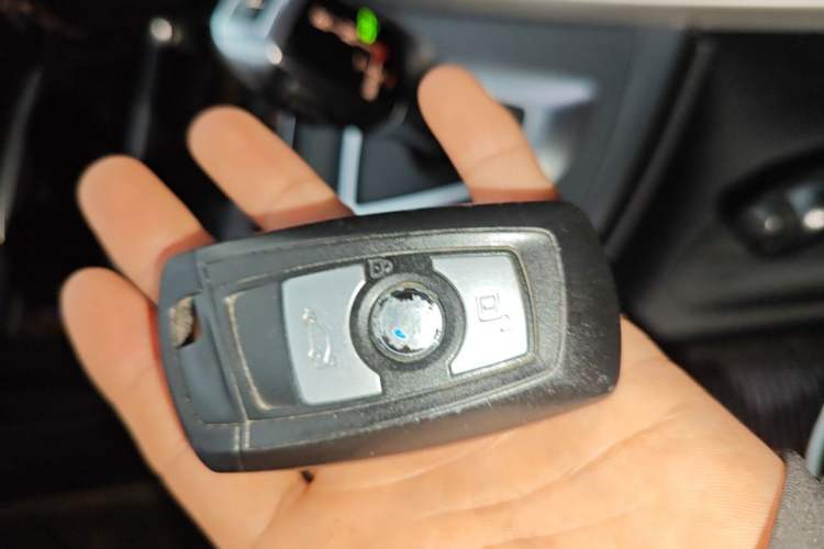 Used BMW 3 Series 2015 320Li Fashion Model Vehicle Key