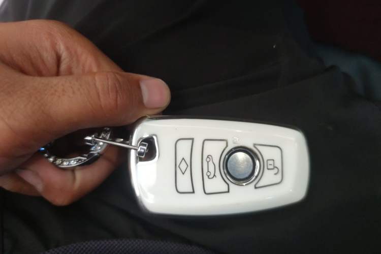 Used BMW 3 Series 2015 316Li Fashion Model Vehicle Key