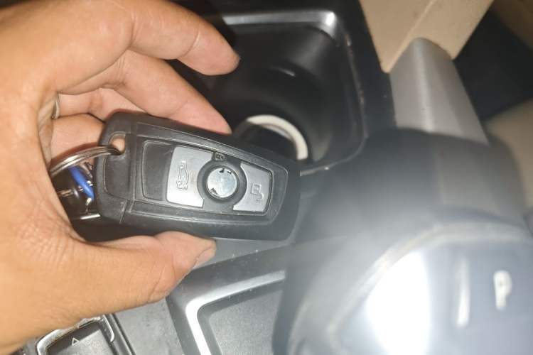 Used BMW 3 Series 2015 320Li Luxury Edition Fashion Model Vehicle Key