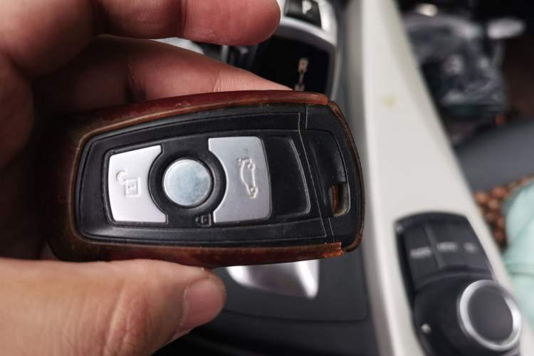 Used BMW 3 Series 2015 316Li Fashion Model Vehicle Key