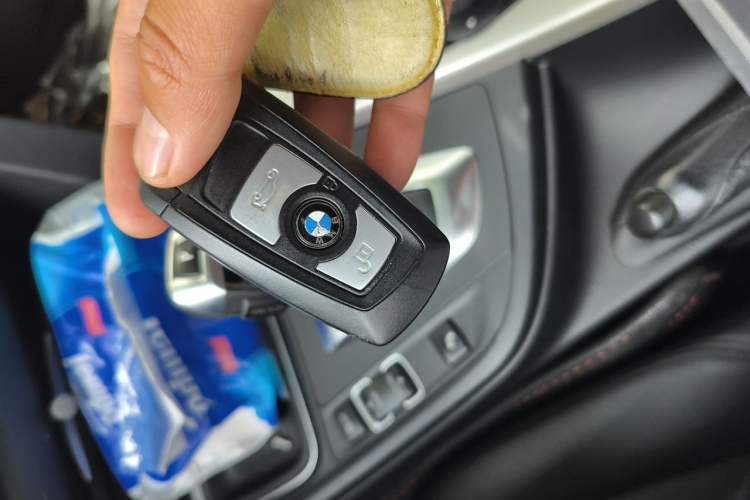 Used BMW 3 Series 2015 316Li Fashion Model Vehicle Key