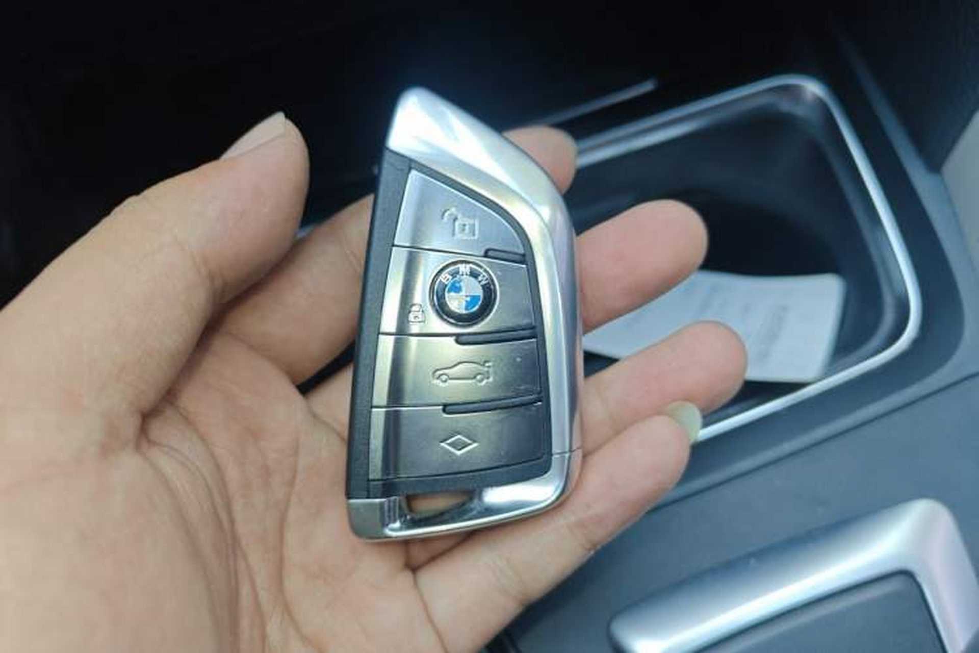 Used BMW 3 Series 2015 316Li Fashion Model Vehicle Key
