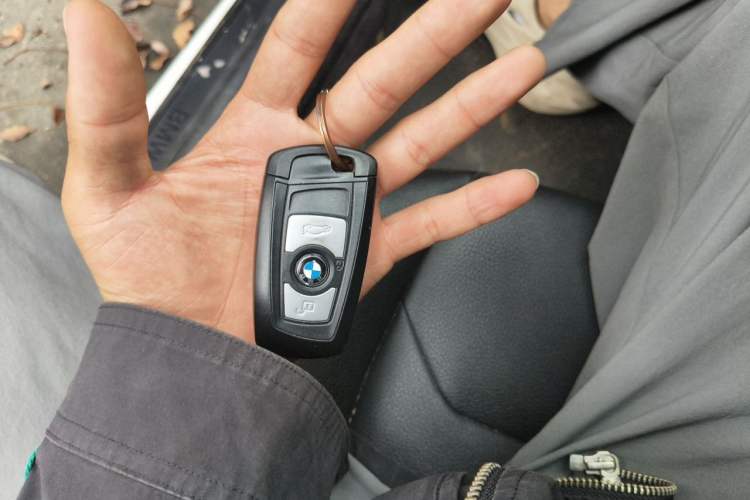 Used BMW 3 Series 2015 320Li Luxury Edition Fashion Model Vehicle Key