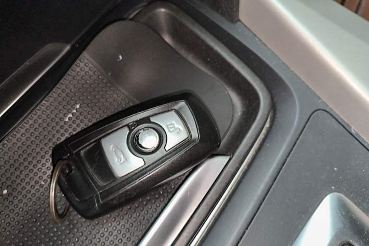 Used BMW 3 Series 2015 316Li Fashion Model Vehicle Key
