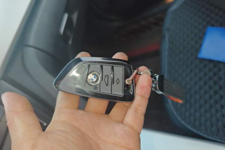 Used BMW 3 Series 2015 320Li Luxury Edition Fashion Model Vehicle Key