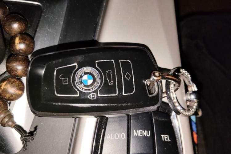 Used BMW 3 Series 2015 320Li Luxury Edition Fashion Model Vehicle Key