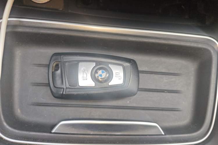 Used BMW 3 Series 2015 320Li Fashion Model Vehicle Key