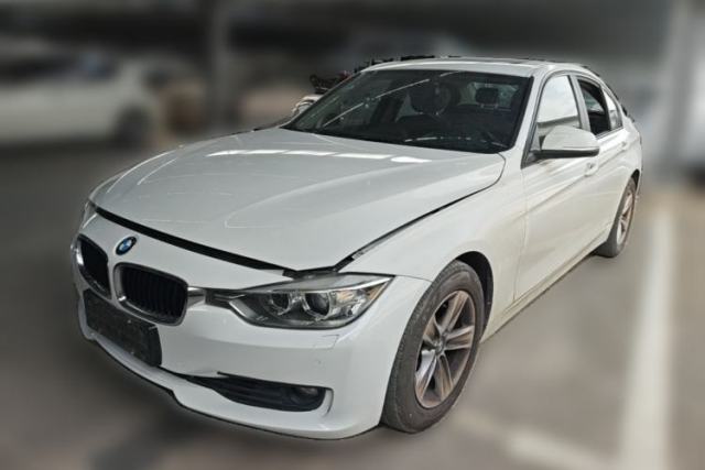 Used BMW 3 Series 2015 320i Luxury Line Stylish Edition