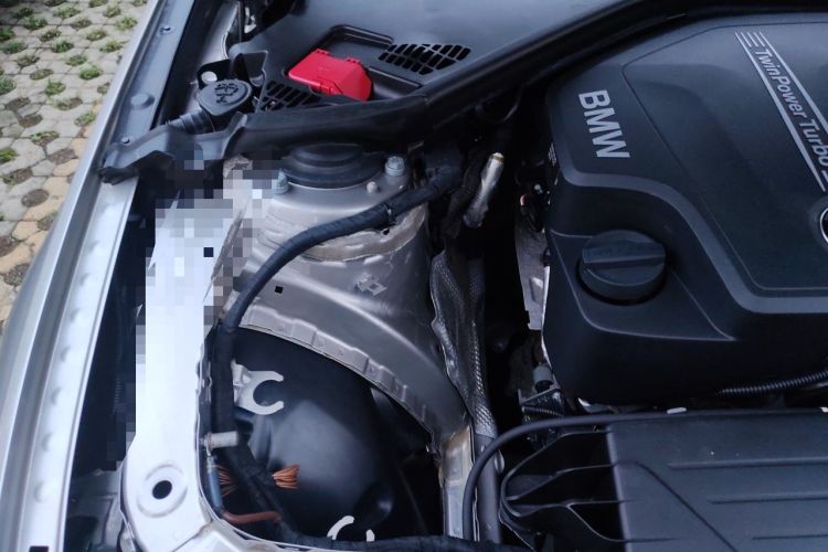 Used BMW 3 Series 2015 320Li Fashion Model Engine Bay Right