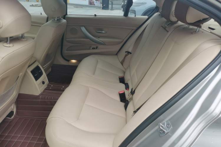 Used BMW 3 Series 2015 320Li Luxury Edition Fashion Model Left Rear Seat