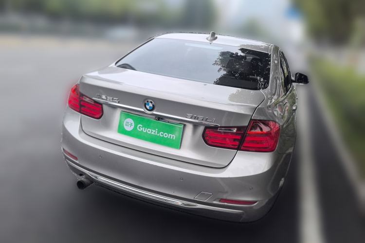 Used BMW 3 Series 2015 316Li Fashion Model Rear Right 45 Deg