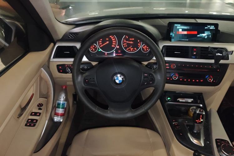 Used BMW 3 Series 2015 320Li Fashion Model Steering Wheel