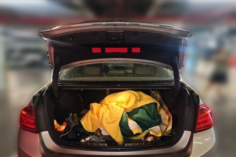 Used BMW 3 Series 2015 320Li Fashion Model Trunk