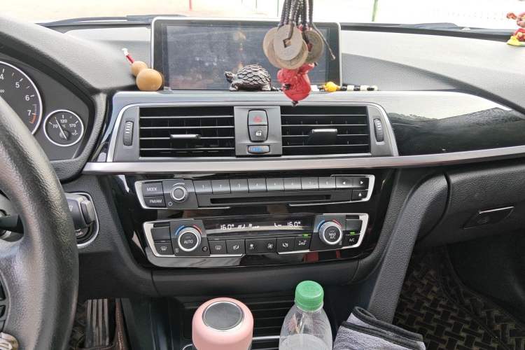 Used BMW 3 Series 2016 320Li Ambition Model Audio And AC Panel