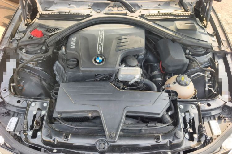 Used BMW 3 Series 2016 328i xDrive M Sport Edition Engine Bay