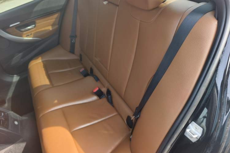 Used BMW 3 Series 2016 328i xDrive M Sport Edition Left Rear Seat
