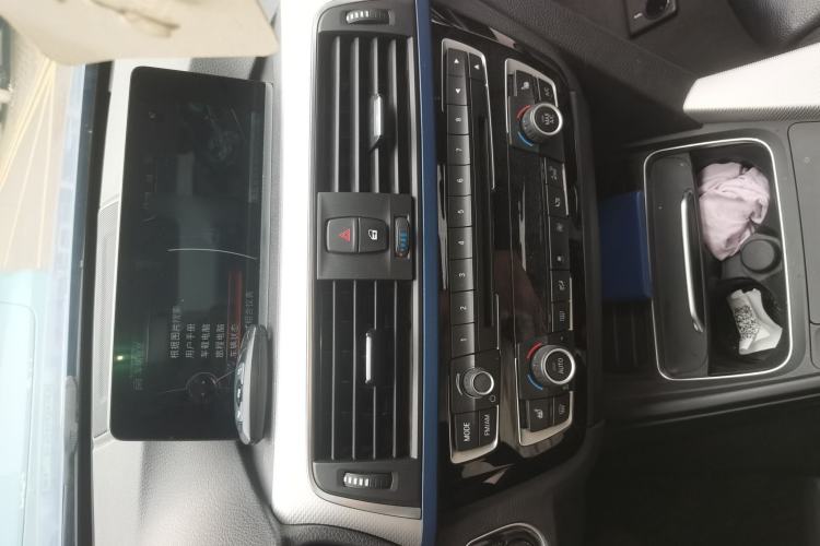 Used BMW 3 Series 2016 328i M Sport Audio And AC Panel